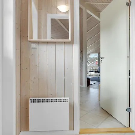 Holiday home Pot Strandby Juelsminde Sa *