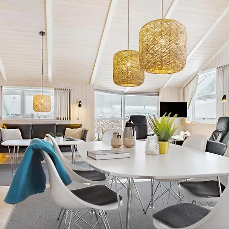 3 Bedroom Lovely In Juelsminde *