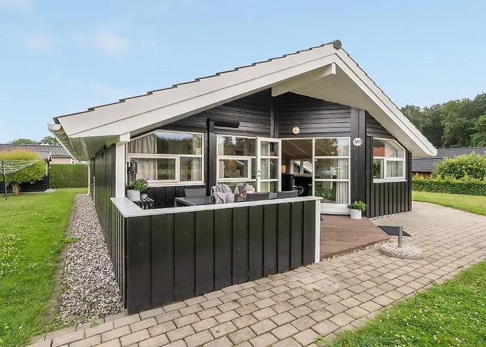 Pot Strandby Juelsminde Sa *