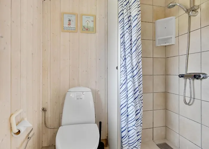 Pot Strandby Juelsminde Sa *
